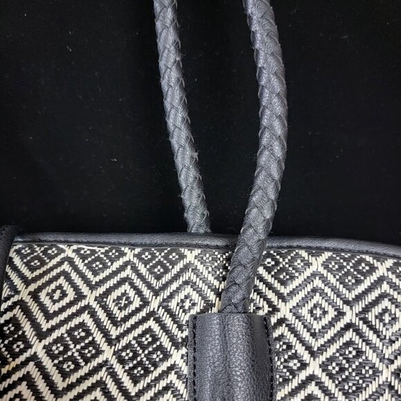 🖤 Neiman Marcus Black & Cream Woven Tote Bag | Boho Chic Oversized Shoulder Bag - Picture 4 of 11